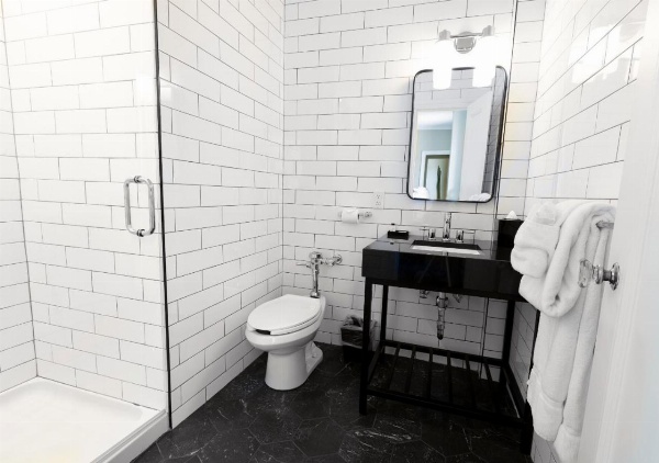 The Queensbury Hotel image 5